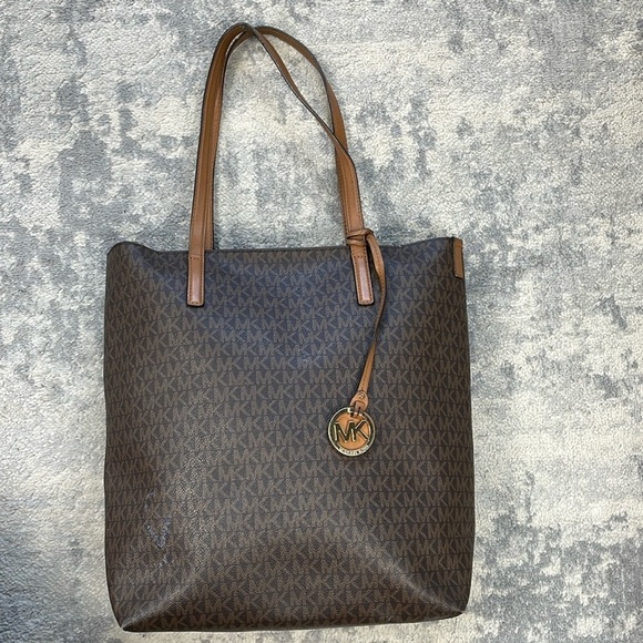 MICHAEL Michael Kors Hayley Large Signature Print Tote Bag MK Logo Brown - Picture 1 of 17